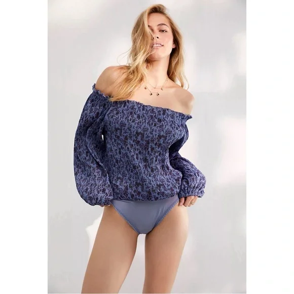 Free People Pretty Petal Off-Shoulder Blue Patterned Bodysuit NWT SZ M - Picture 1 of 15